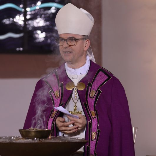 Bischof Dr. Franz Jung rief dazu auf, dem Leben einen neue Wendung zu geben. "Packe es an, jetzt und hier und heute!"