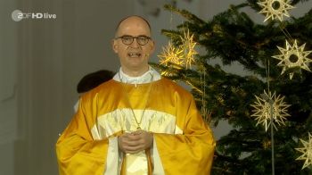 Das ZDF übertrug den Pontifikalgottesdienst am ersten Weihnachtstag, 25. Dezember, live aus dem Kiliansdom.